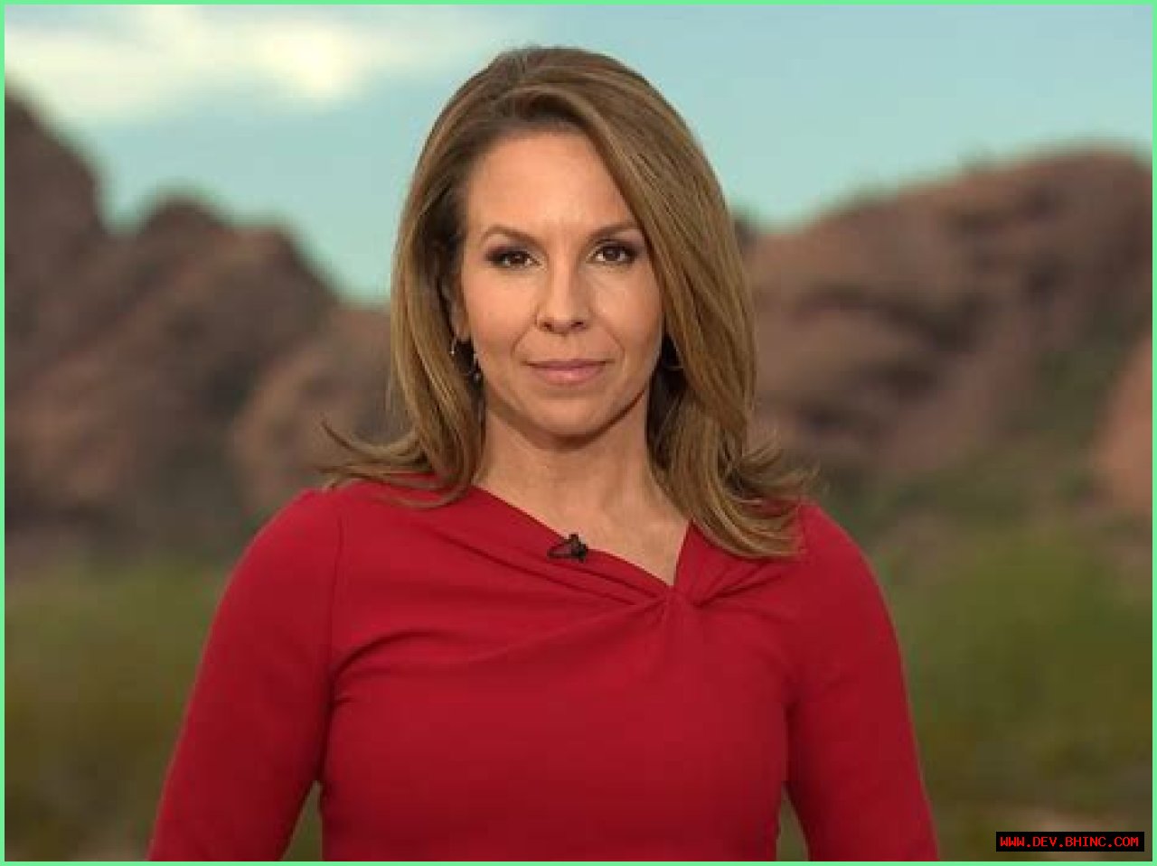 Alicia Acuna- Net Worth, Age, Ethnicity, Height, Career, Husband