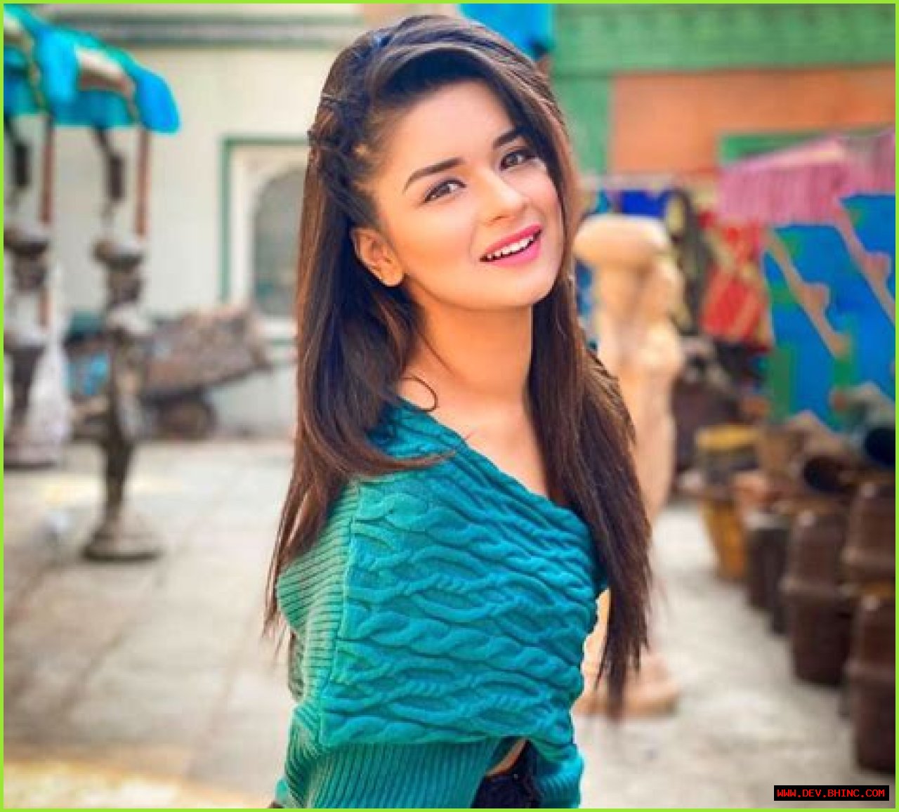 Avneet Kaur (Actress) Wiki, Height, Age, Boyfriend, Family, Biography & More