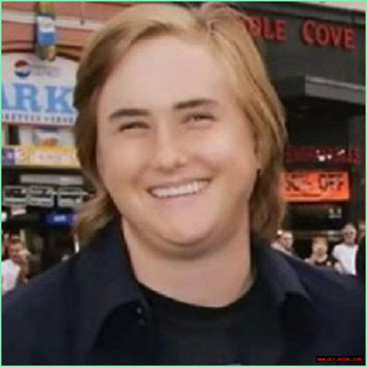 Boston Russell- Bio, Wiki, Age, Height, Weight, Net Worth, Relationship