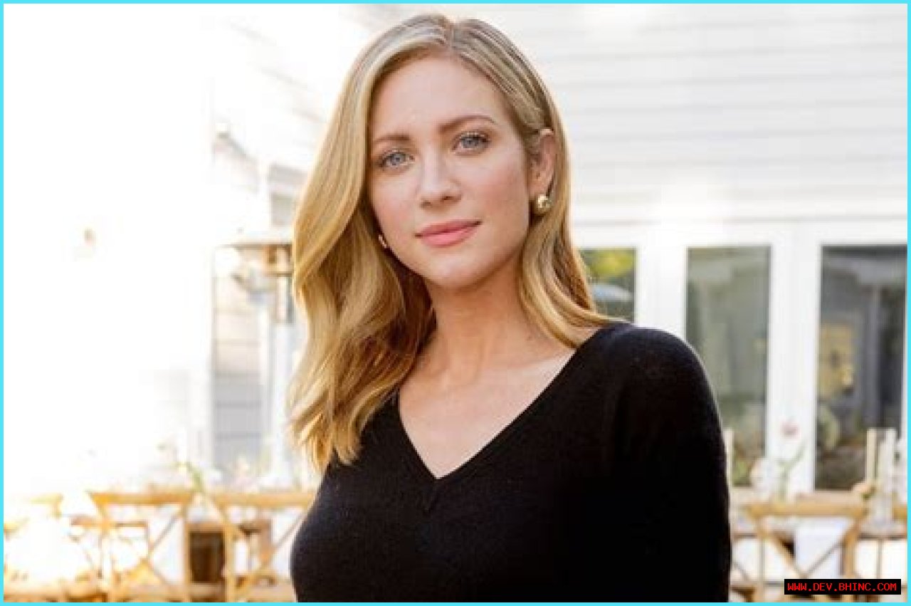 Brittany Snow  Bio (Wiki) 