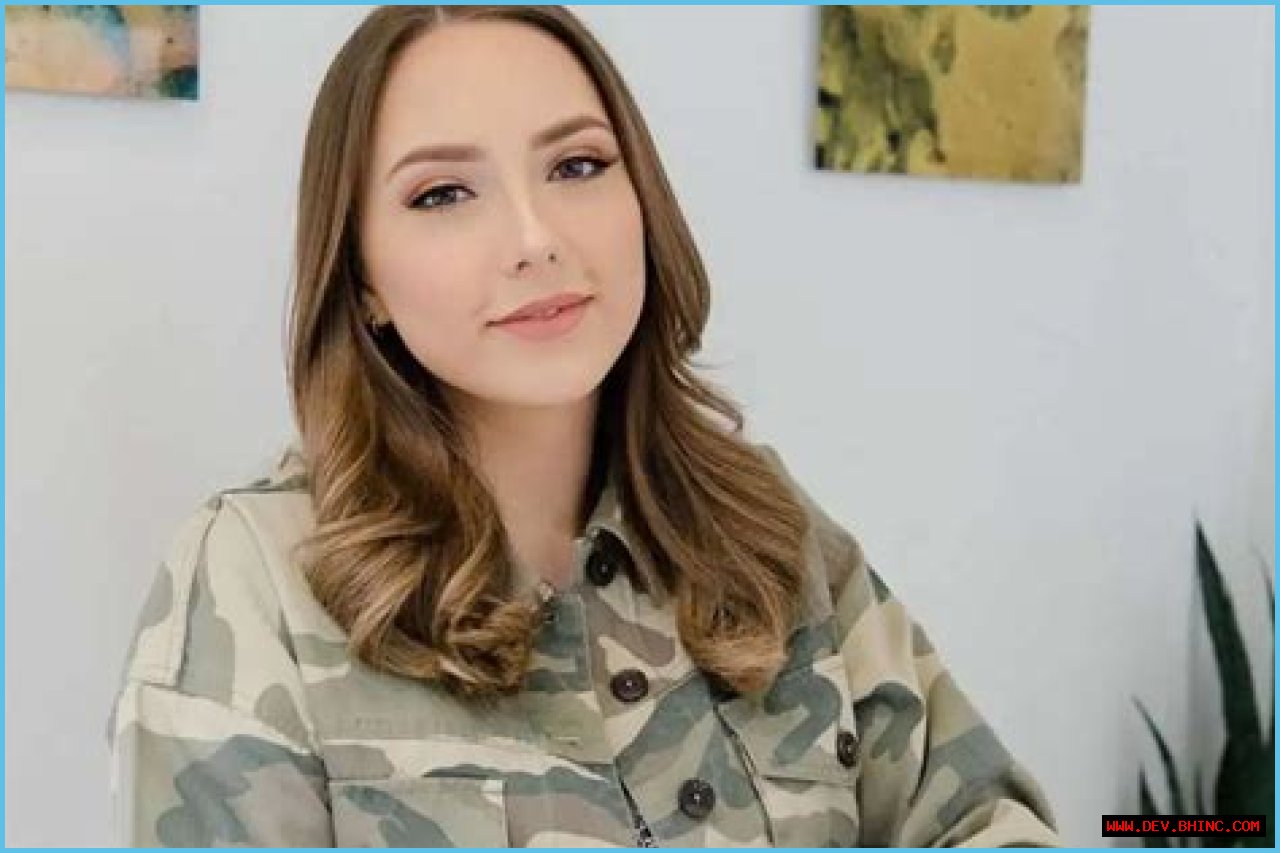 Eminem’s Daughter, Hailie Jade, Shows Lots Of Skin In A Little Black Dress In Alluring New Photos — Fans Call Her A Vision Of Beauty And An Elegant Princess