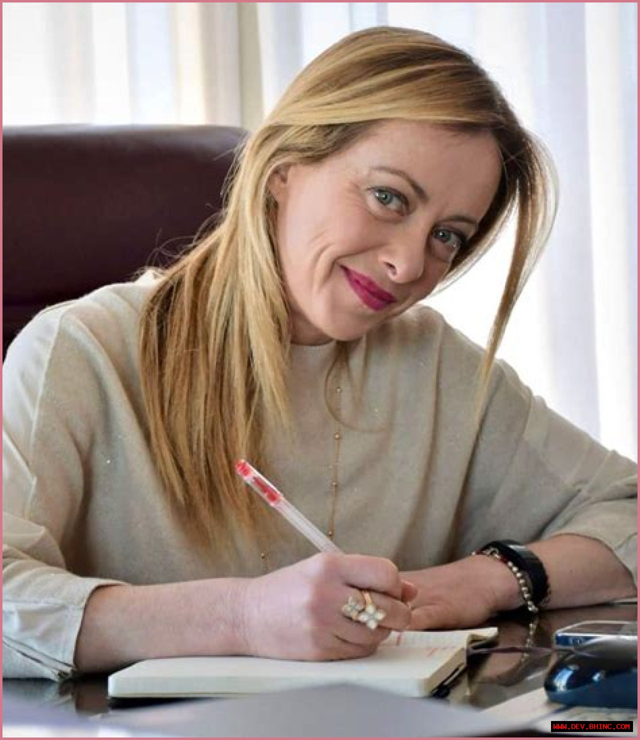 Giorgia Meloni- Wiki, Biography, Age, Height, Net Worth, Husband