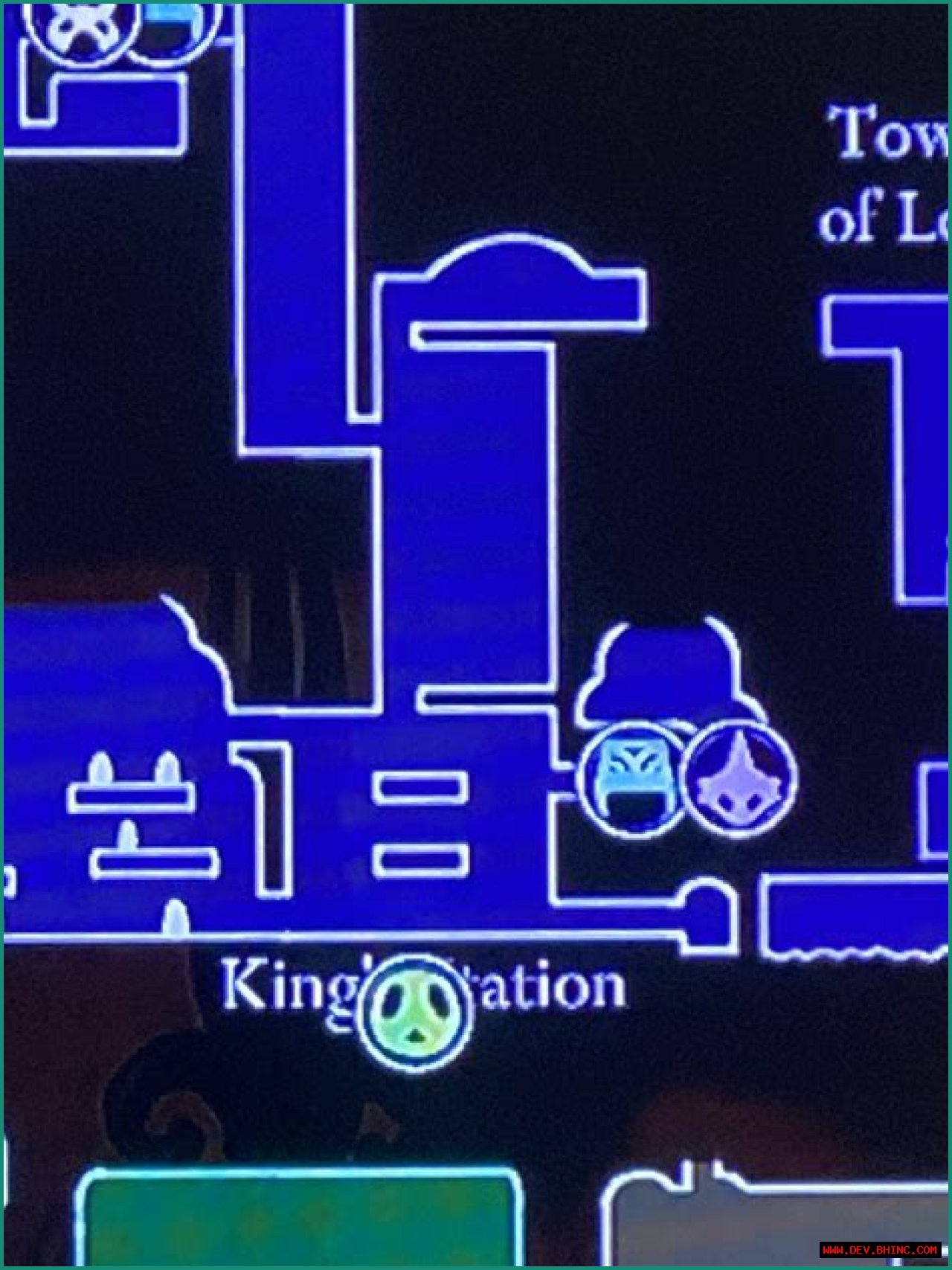 How do you get the grub below Kings station?