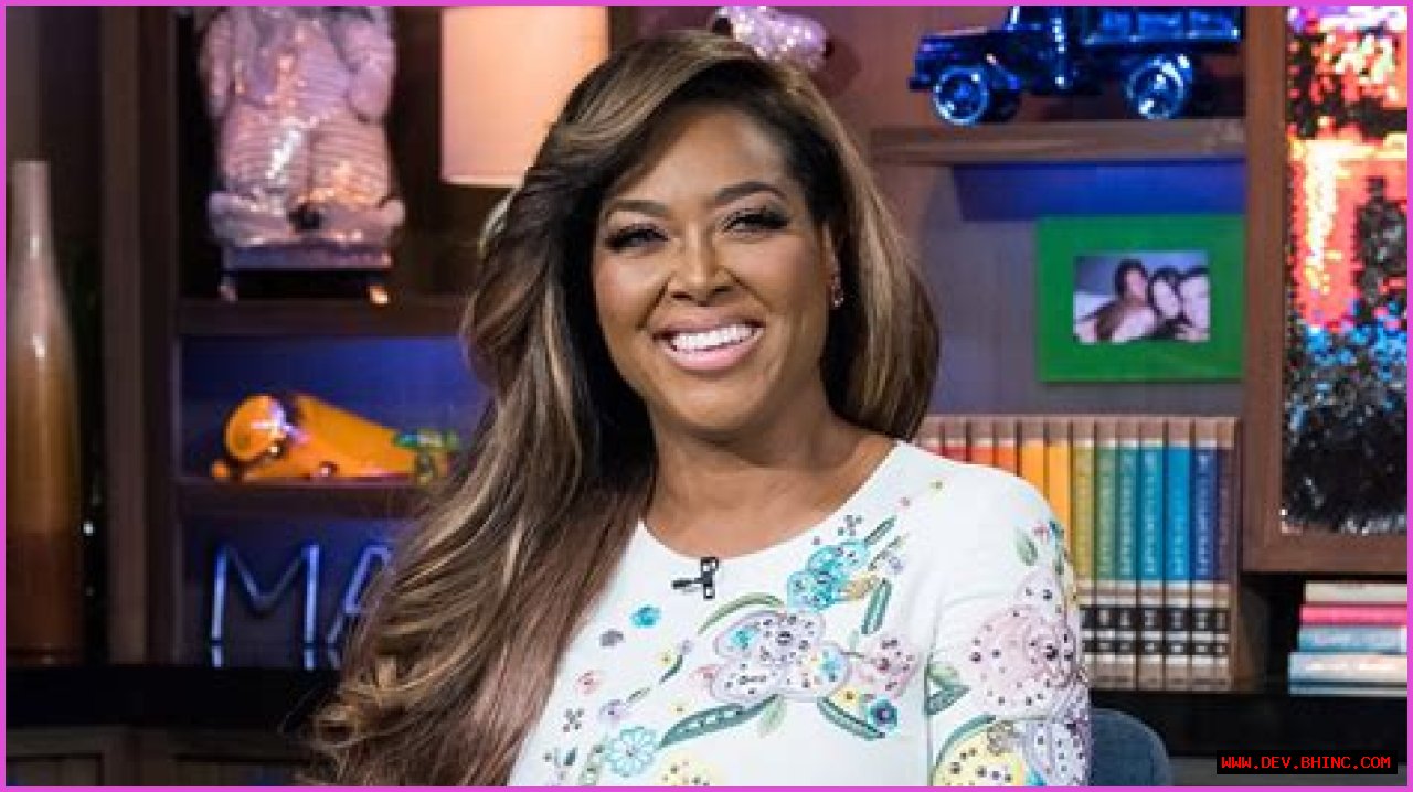 Kenya Moore Is Counting Her Blessings Inside Her Home – Is Marc Daly A Part Of Them? Check Out The Moore Manor