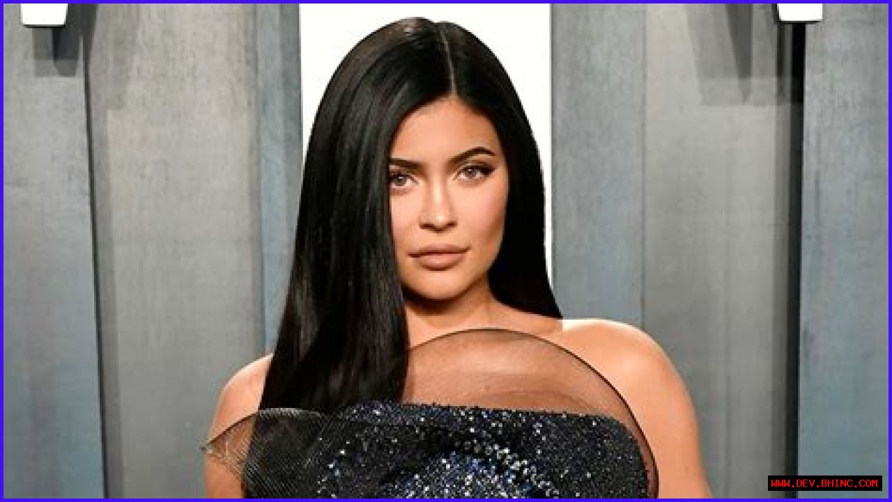 KUWK: Kylie Jenner Criticized For Buying Expensive Louis Vuitton Chopsticks Instead Of Helping With The Coronavirus Pandemic!