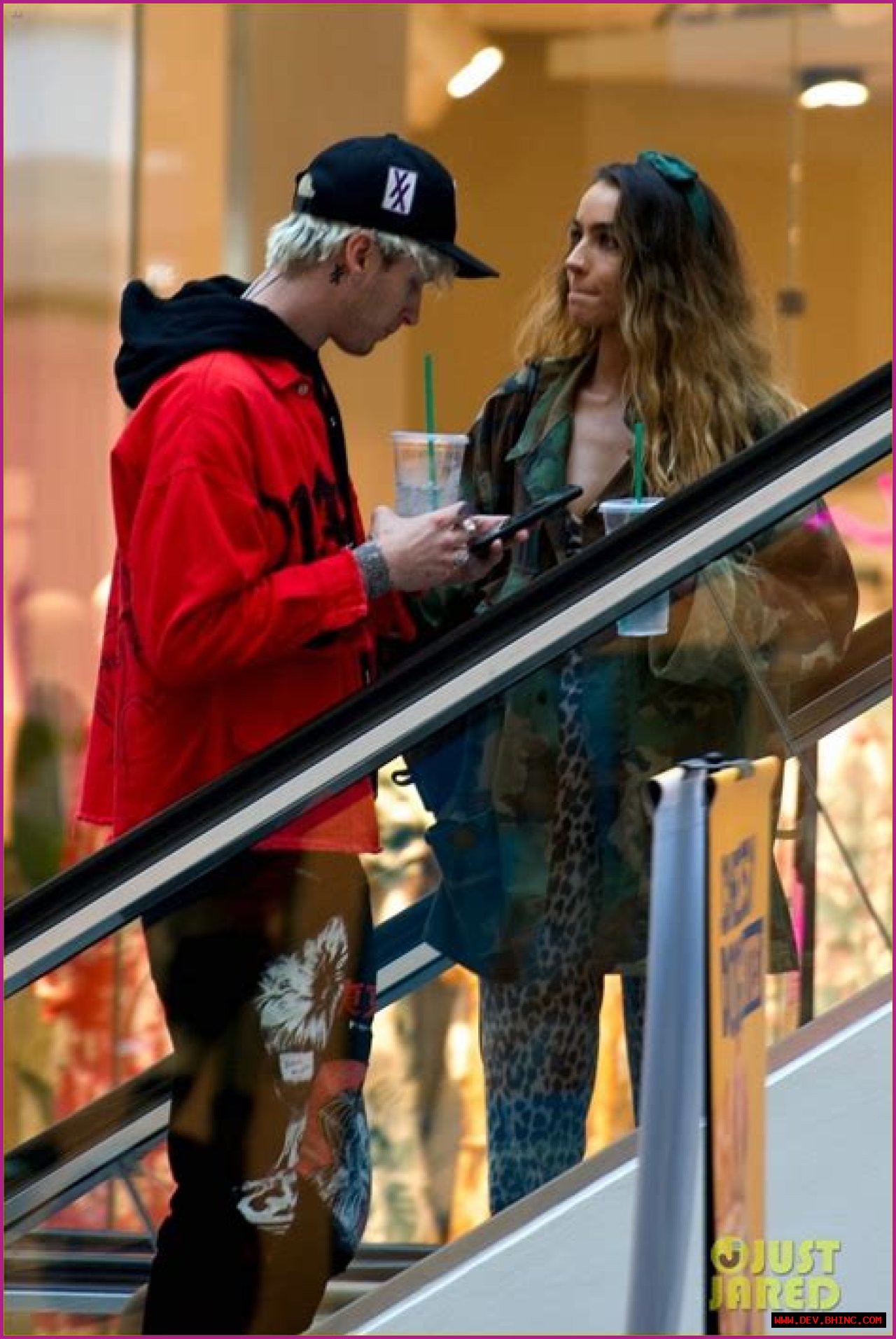 Machine Gun Kelly Spotted Kissing YouTuber Girlfriend Sommer Ray Amid Coronavirus Scare