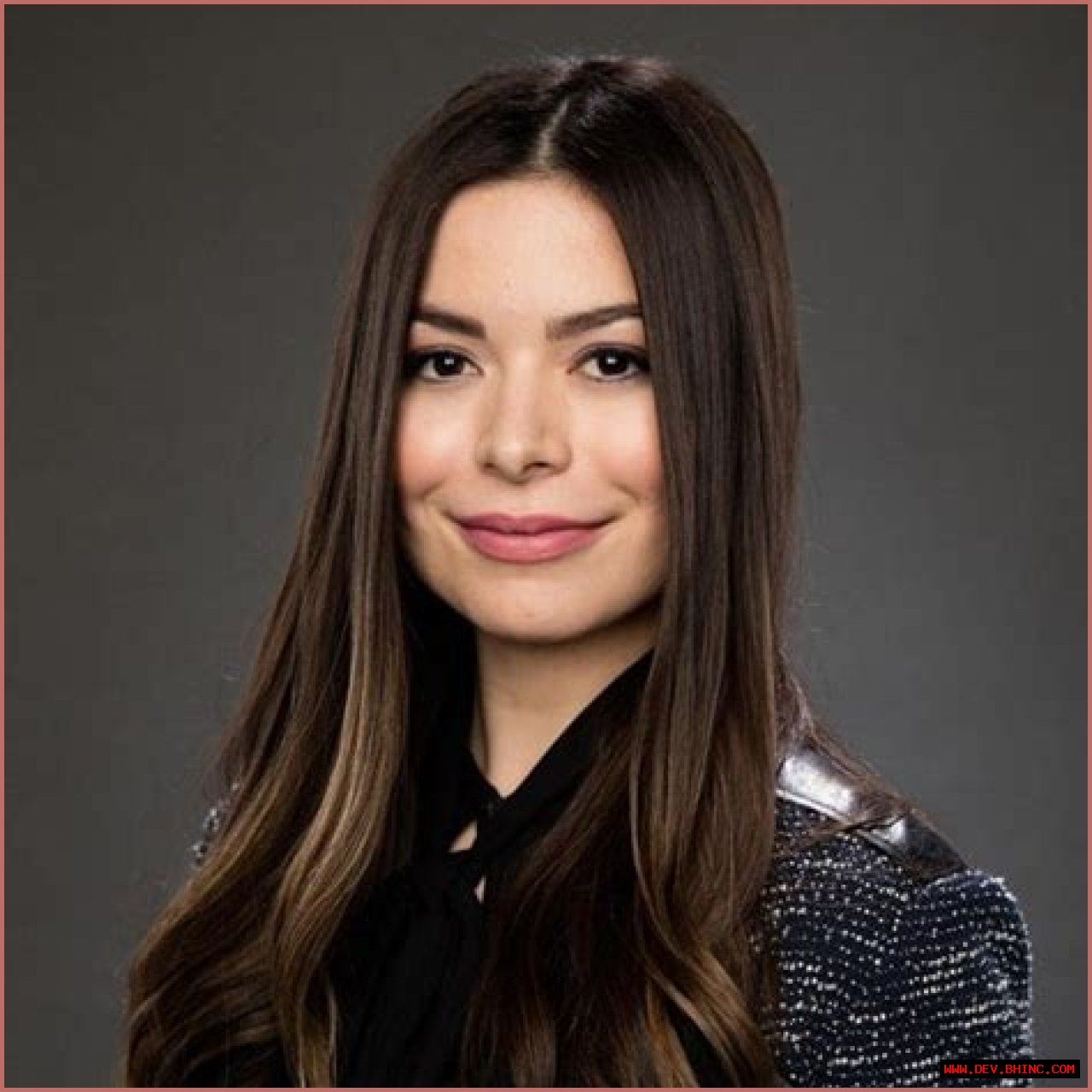 Miranda Cosgrove Age, Net Worth, Boyfriend, Family & Biography