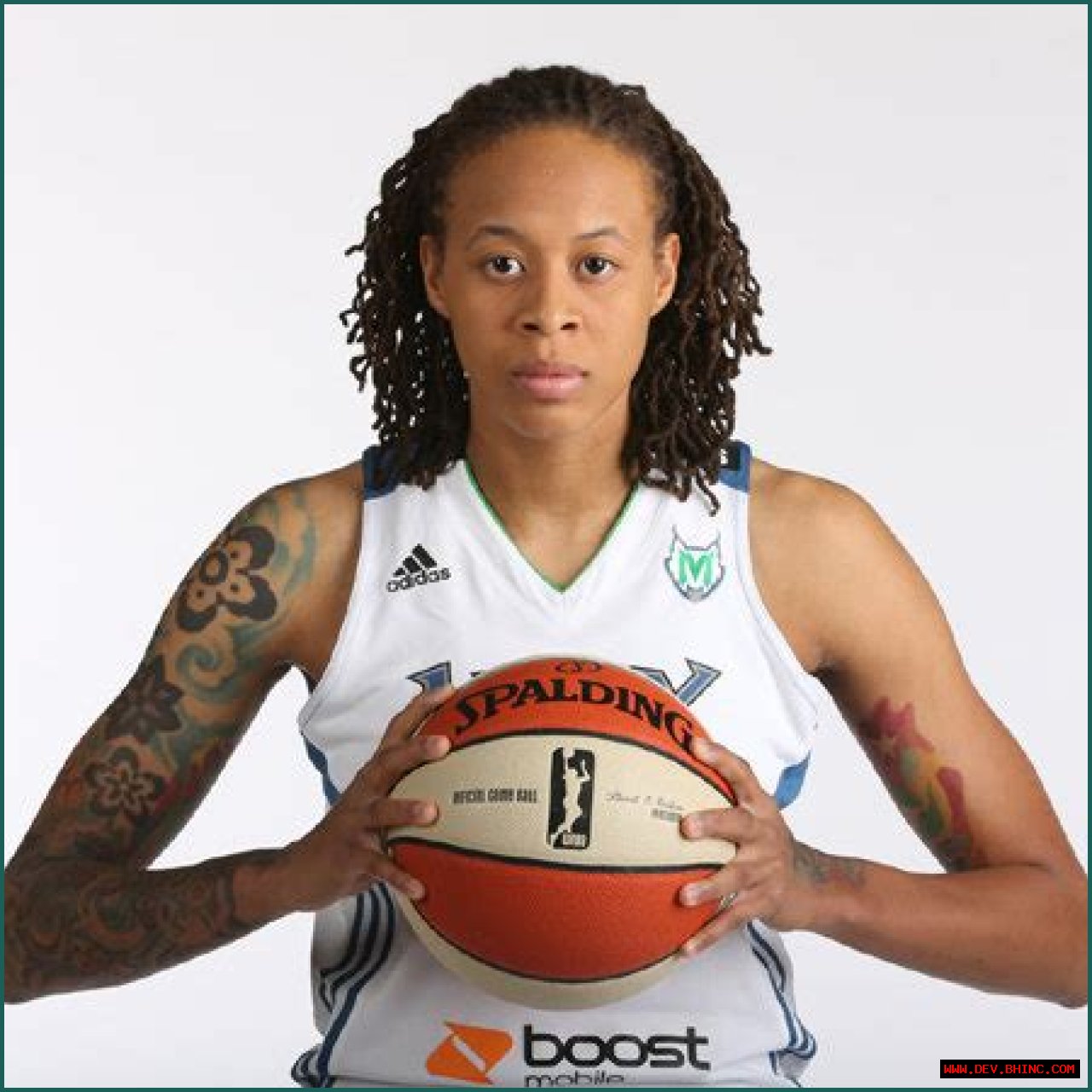 Seimone Augustus Bio - team,affair,lesbian,girlfriend,salary, Basketball, net worth,