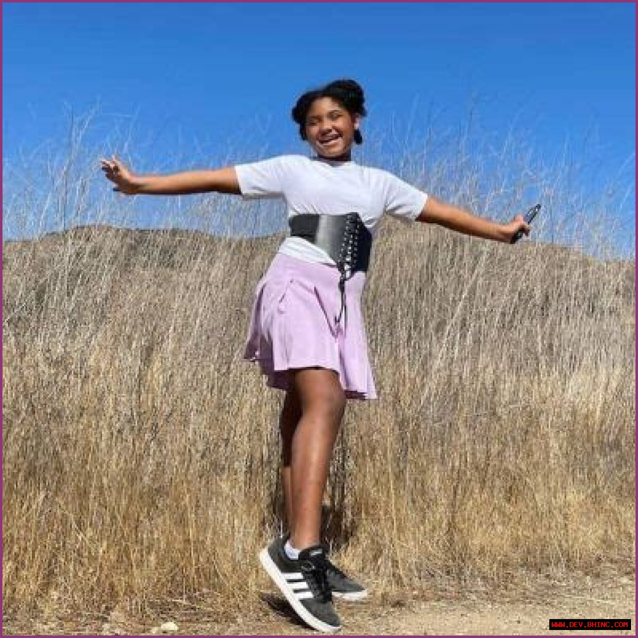 Violet Madison Nash- Bio, Net worth, Boyfriend, Dating, Age, Height