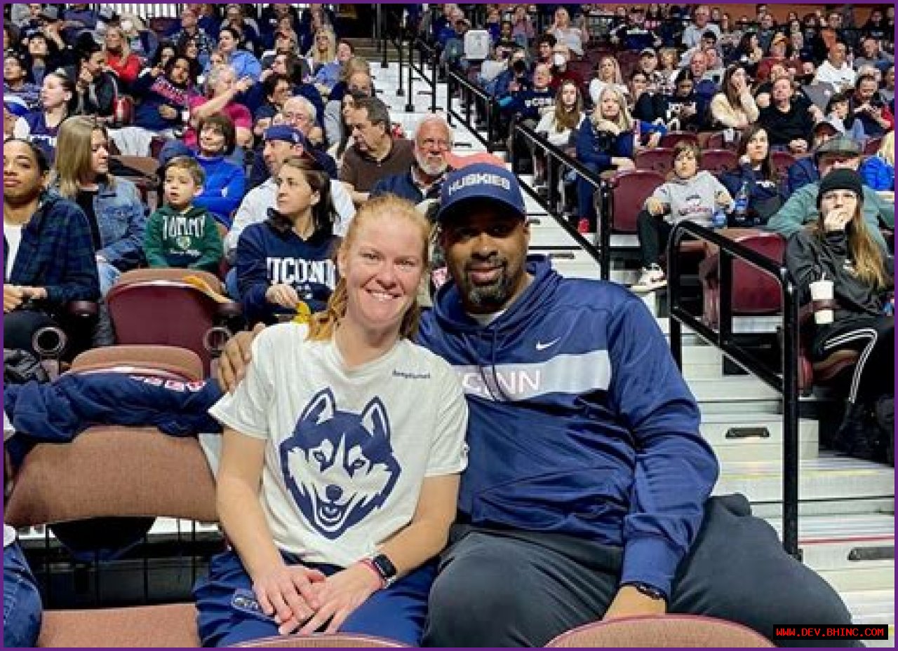 Who Are Azzi Fudd Biological parents? Meet College Basketball Players' Father And Mother– Family